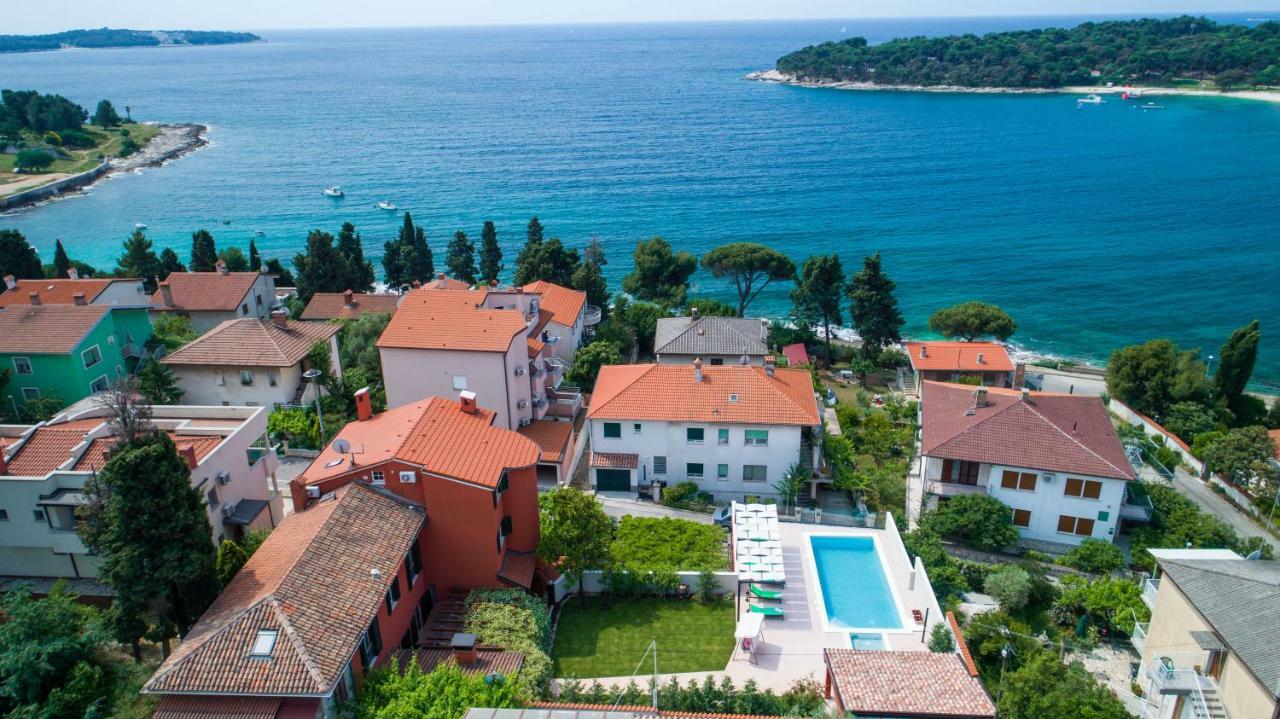 Villa Oria Pola Esterno foto