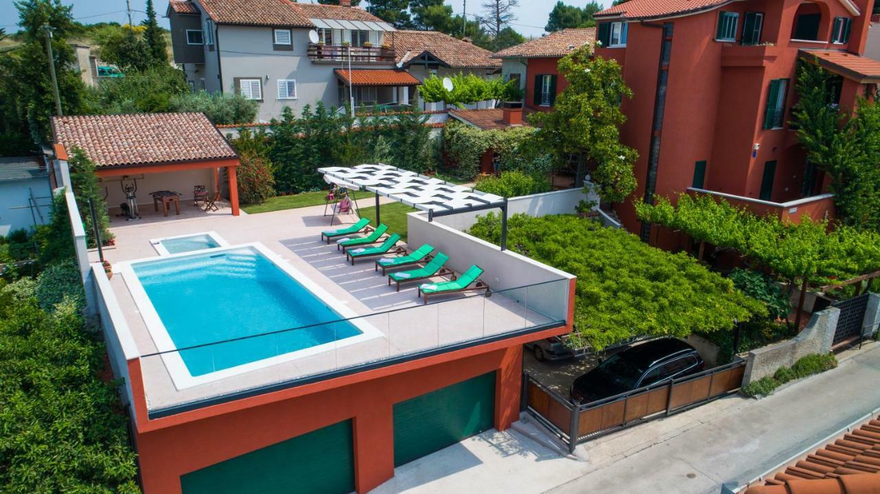 Villa Oria Pola Esterno foto