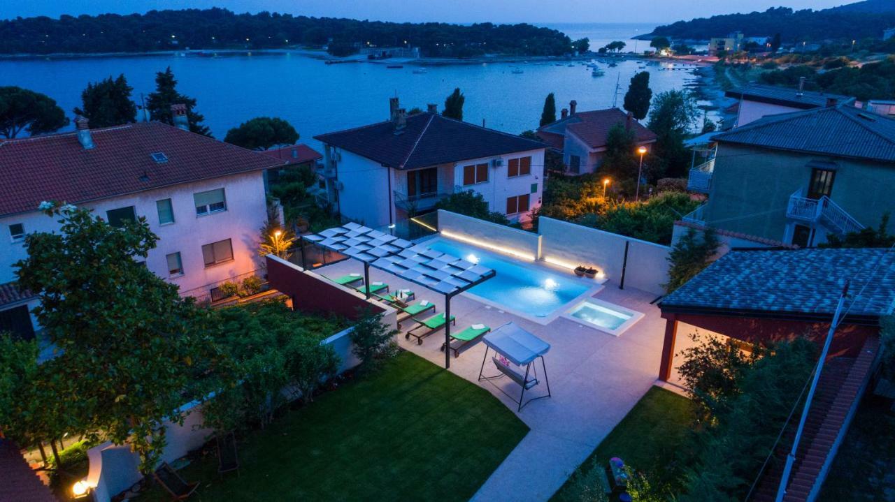 Villa Oria Pola Esterno foto